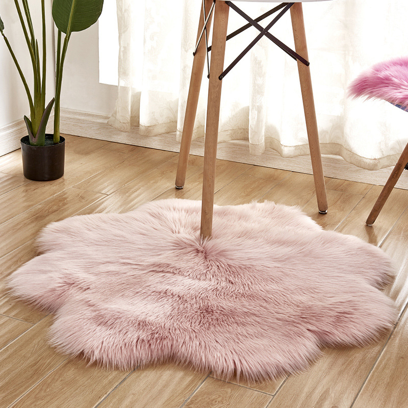 Plum Blossom Shape Soft Faux F - Cowhide Rug Faux 评论和价格