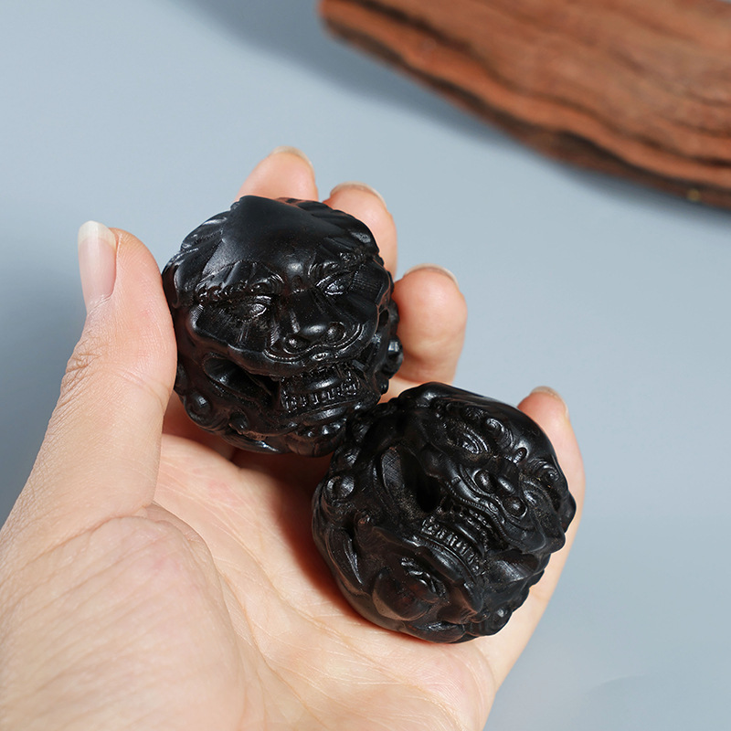 Chinese Black Sandalwood Carve - Home Decor Enthusiast 评论和价格