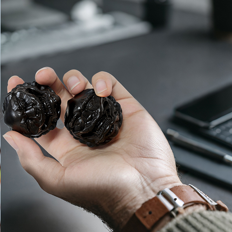 Chinese Black Sandalwood Carve - Home Decor Enthusiast 评论和价格