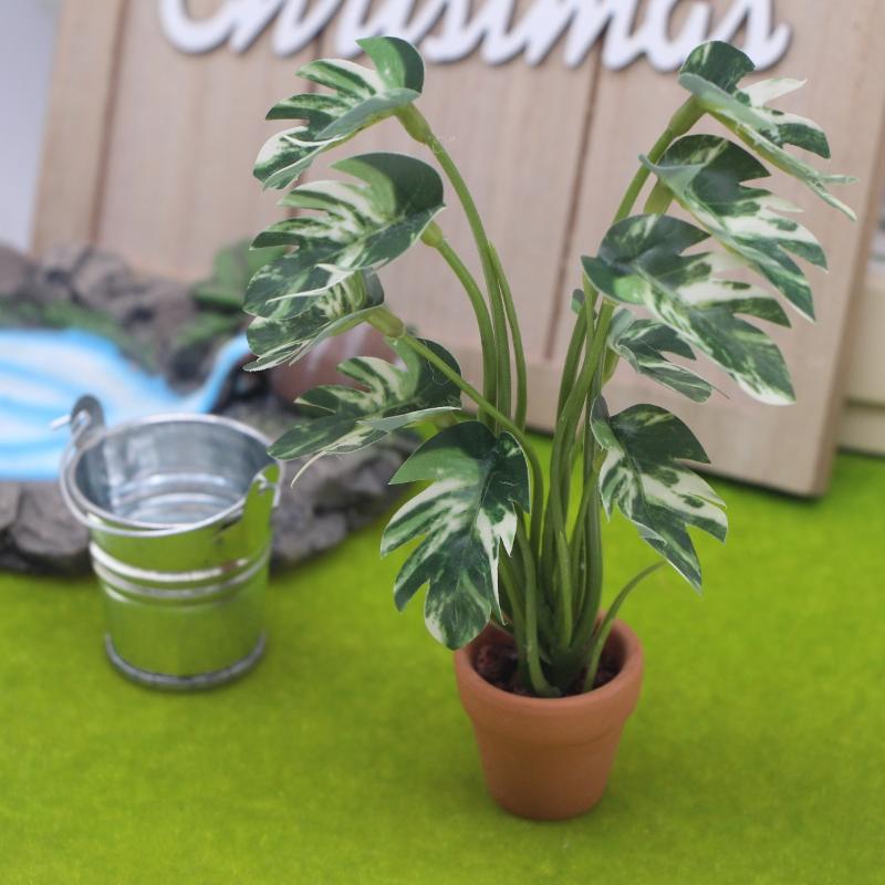 New.1PC 1/12 Dollhouse Simulat - Home Decor Green 评论和价格